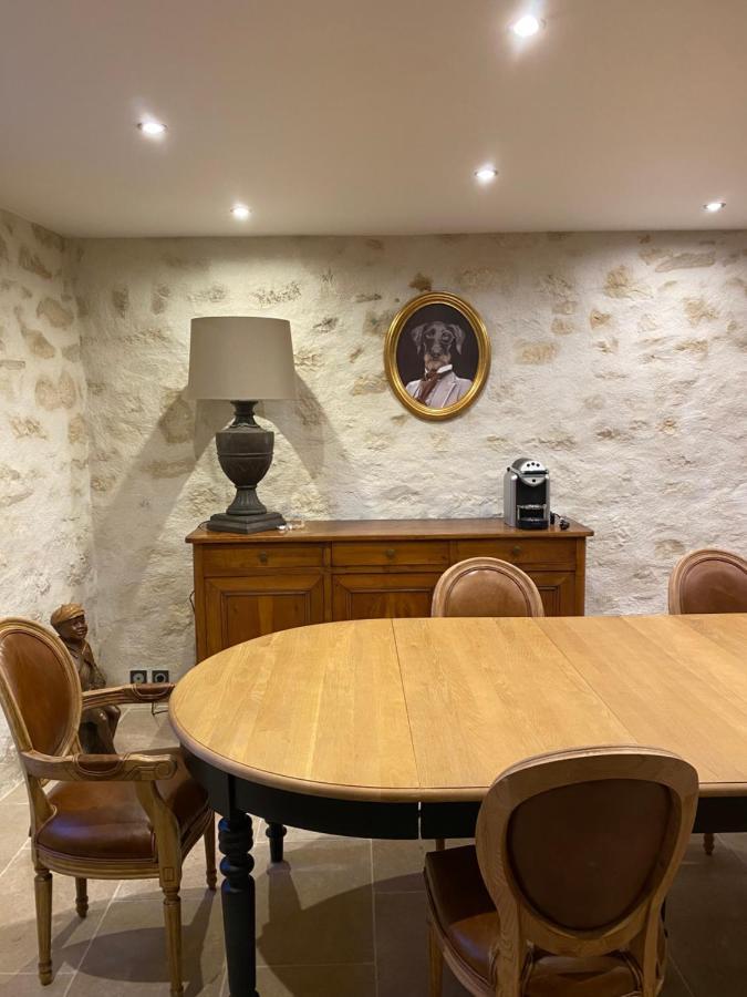 La Maison Du Caillou Acomodação com café da manhã Pontarme Exterior foto